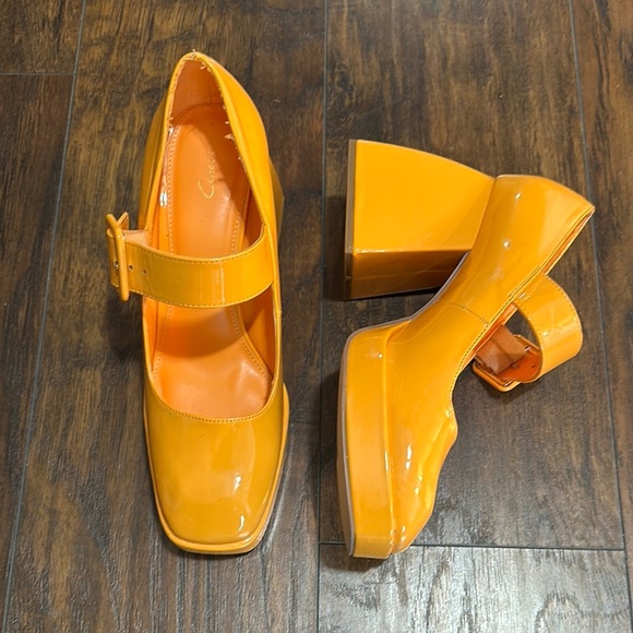 Mary Jane Khiara Shiny Bright Orange Platform Patent Leather Block Heels 10 - Picture 2 of 15